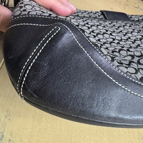 Coach Bag - Picture 9 of 12